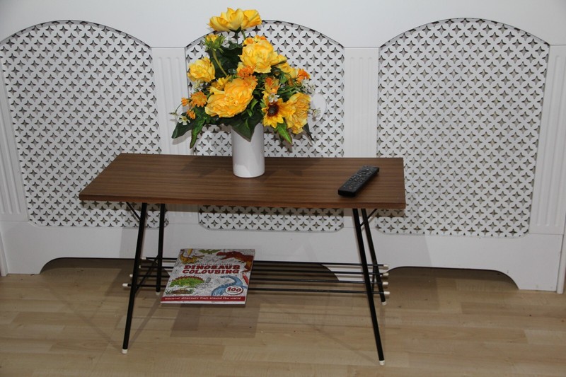 Mid 20TH Century Teak Coffee Table occasional Table. sputnik . Atomic