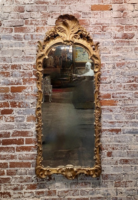 18th century Italian carved Giltwood Grotto Mirror w/ Seashell motif gallery