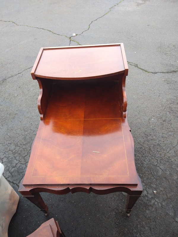 Lane Altavista Mid Century Modern 2 Tier Step Up End Table Side Table w/wheels