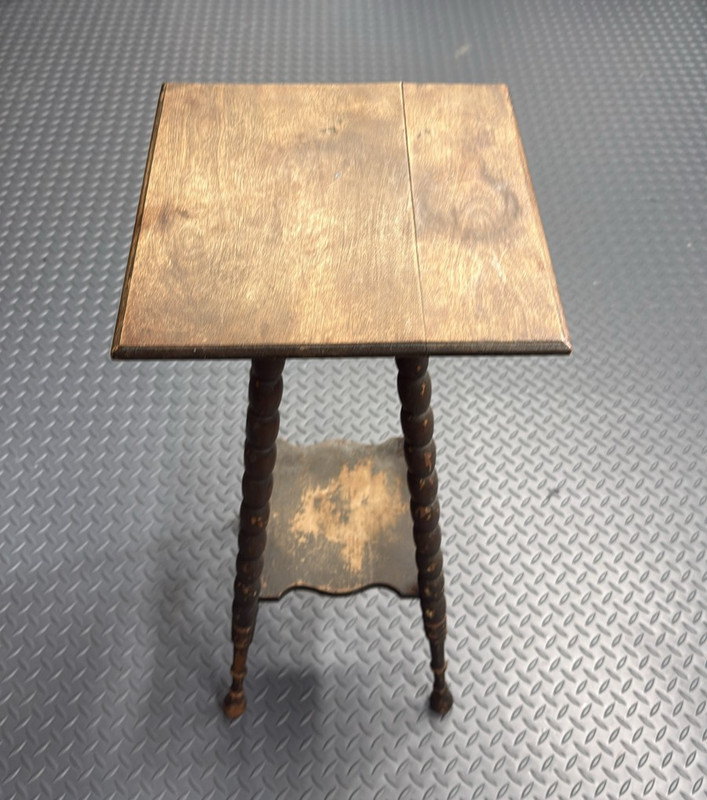 Victorian Style 2-Tier Parlor Table Barley Twist Spindle Legs Wood Side End