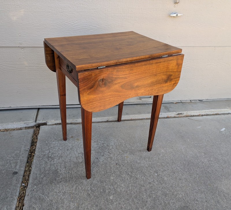 Vintage Drop Leaf Pembroke Hepplewhite Table Serpentine Top Federal Sheraton K87 gallery