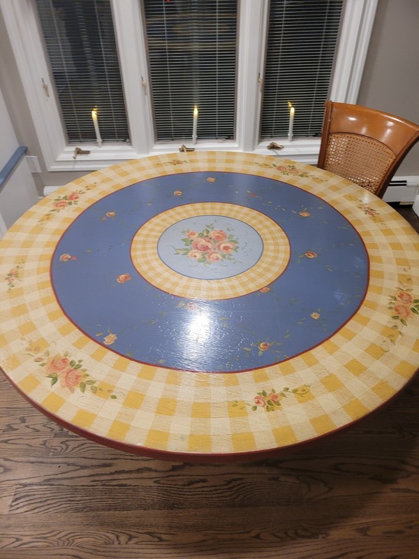54″ round Hand Painted Table W 5 Chairs