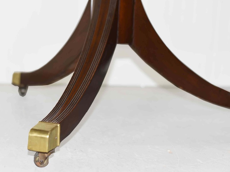 Mid Century Duncan Phyfe Style Dining table with Extensions 87in gallery