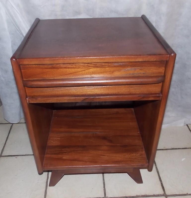 Mid Century Cherry Nightstand / Side Table (NS67)
