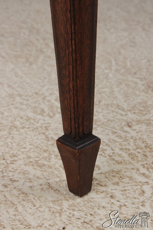 L72515: HICKORY CHAIR French Style Dining Table gallery