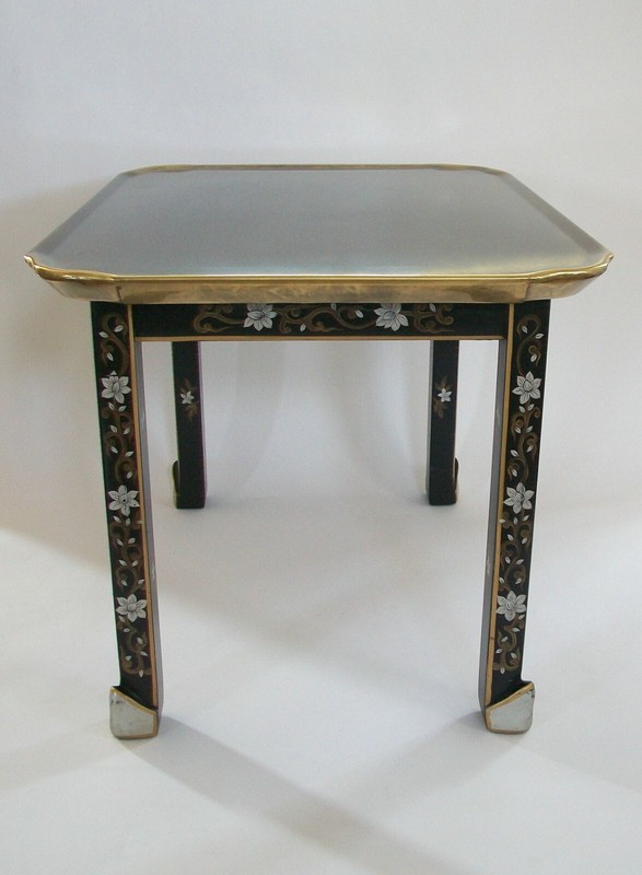 BAKER FURNITURE - Brass Top Chinoiserie Cocktail Table - U.S. - Circa 1980's gallery