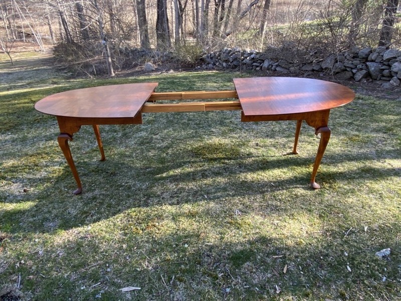 Vintage D. R. Dimes tiger maple oval dining table w two leaves Benchmark signed gallery