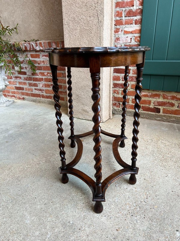 Antique English OVAL Side Center Table BARLEY TWIST Tiger Oak Jacobean c1920 gallery