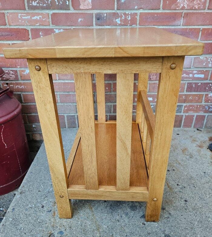 Mission Shaker Style Solid Oak End Table Plant Fern Stand Lower Shelf #2 gallery