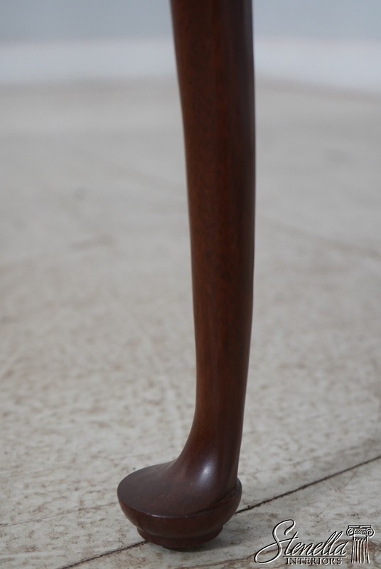 L65439EC: BIGGS Queen Anne Mahogany Drop Leaf Handkerchief Table gallery