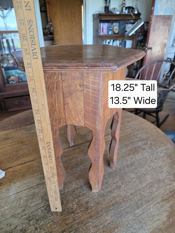 Solid Quarter Sawn Oak Mission / Arts and Craft Plant Stand Side Table 1920s gallery