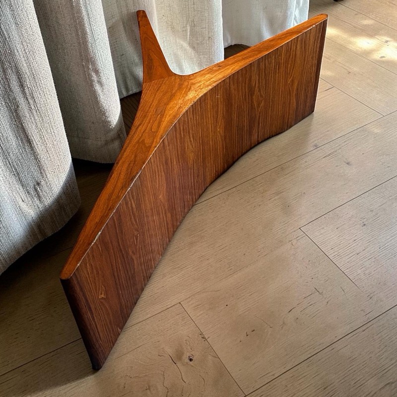 Vladimir Kagan Upsilon Cocktail / Coffee Table, Mid Century Modern Vintage gallery