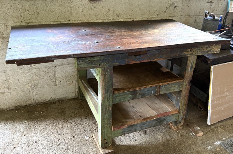 Carpenter /Mechanic work bench/table. Vintage, solid wood. 63″ l