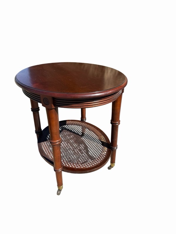 Ethan Allen British Classics Old World Treasures Accent Oval End Table #29-8923 gallery