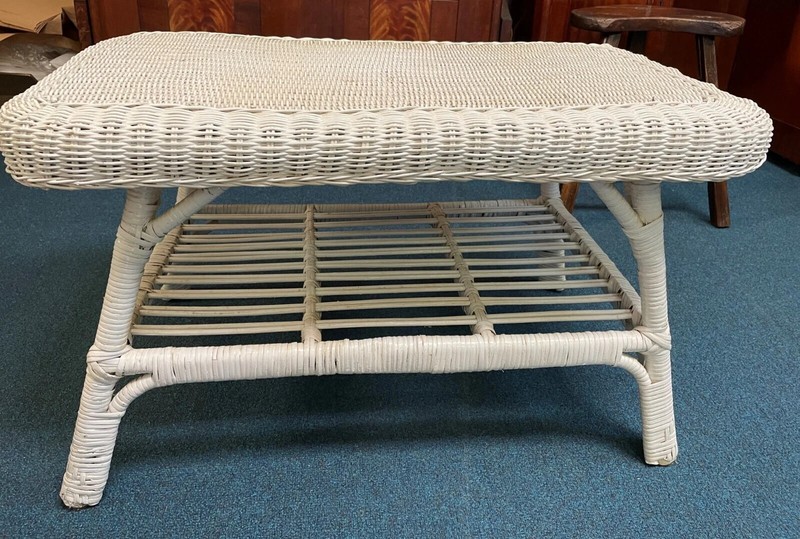 VINTAGE WHITE WICKER RATTAN COCKTAIL COFFEE TABLE LOCAL PICK UP NORTH CAROLINA