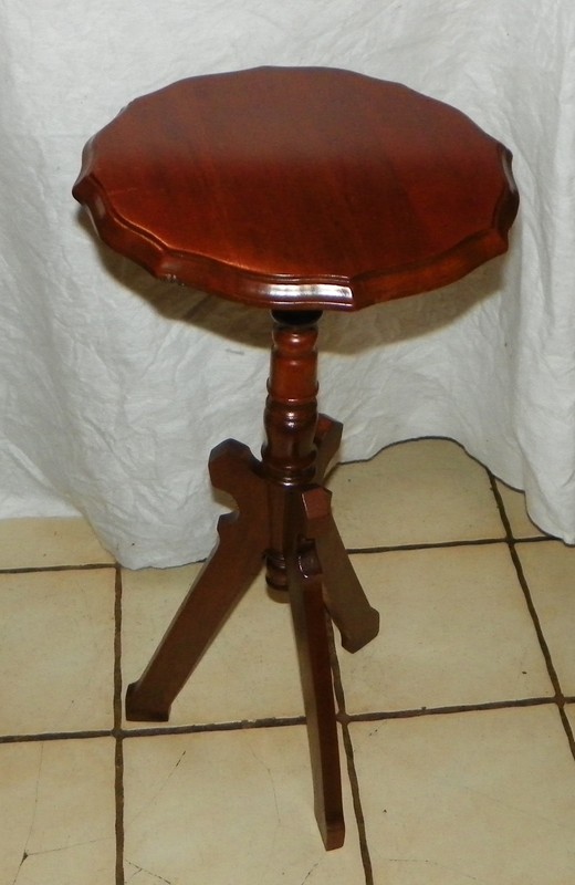 Solid Walnut Plant Stand (PS59)