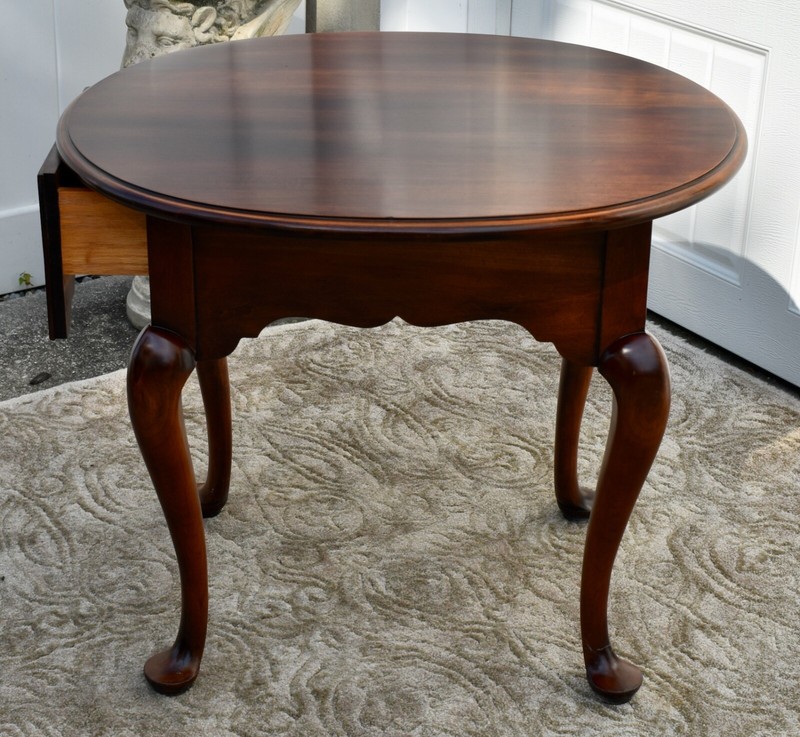 Vintage Statton Oval Queen Anne Style Cherry Side Table w/Drawer gallery