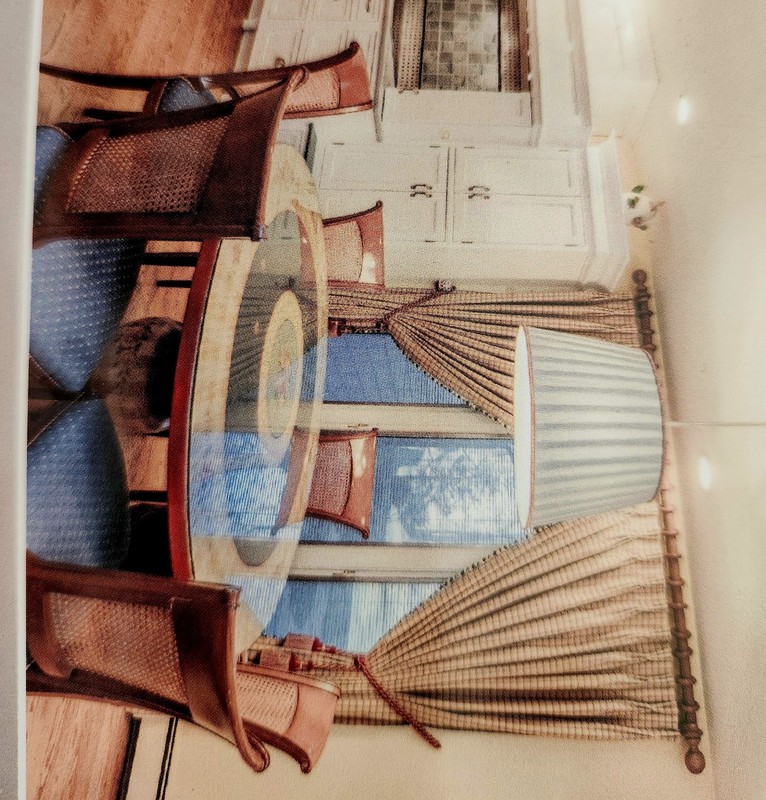 54″ Hand Painted Table W 5 Chairs
