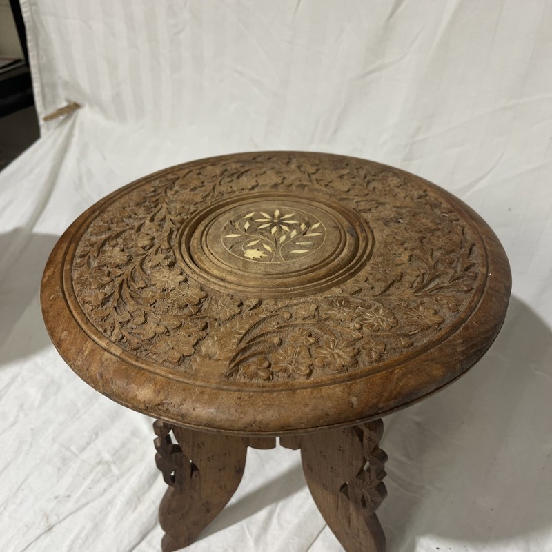 VINTAGE HAND CARVED FOLDING WOODEN SMALL TABLE MADE IN INDIA INLAY gallery