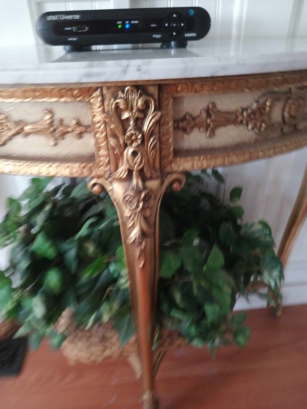 Beautiful 3 legged table, marble top with Made in Italy. gallery