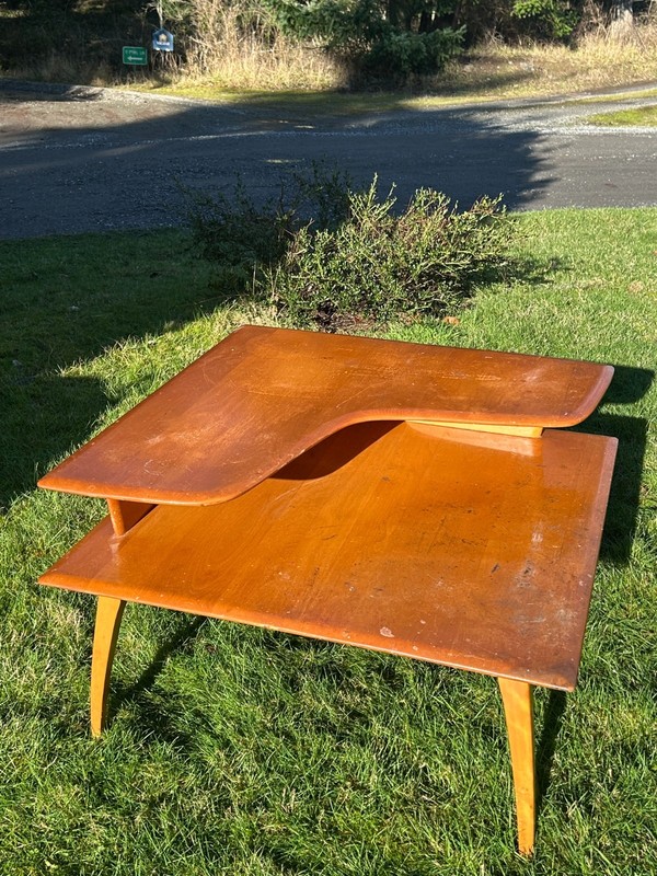 Heywood Wakefield Boomerang Corner Step End Table