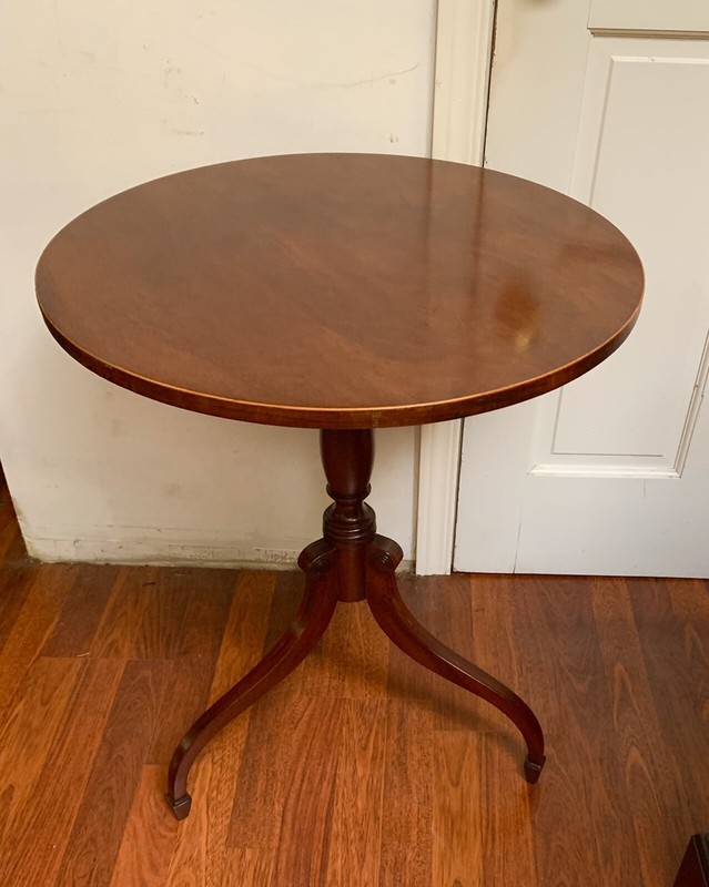 PEDESTAL LAMP TABLE By BRANDT