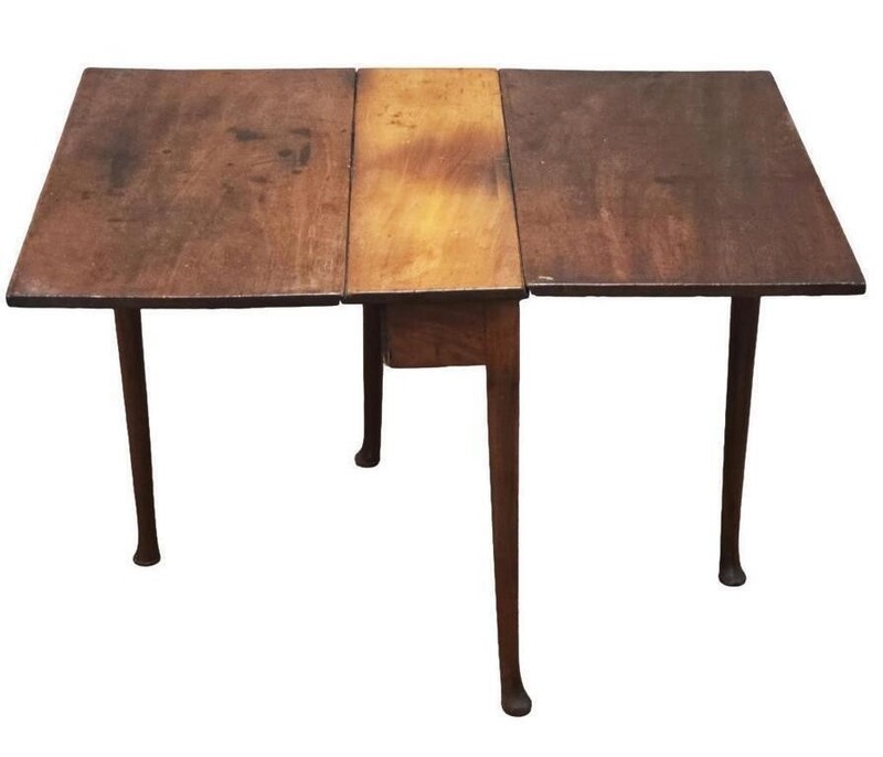 Mahogany Queen Anne Drop Leaf Table 18thc gallery