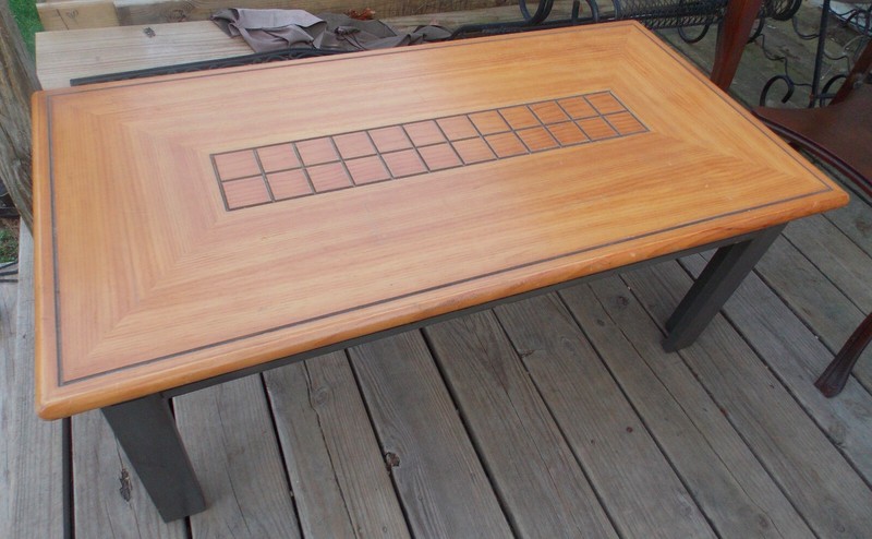Pine Coffee Table (CT215)