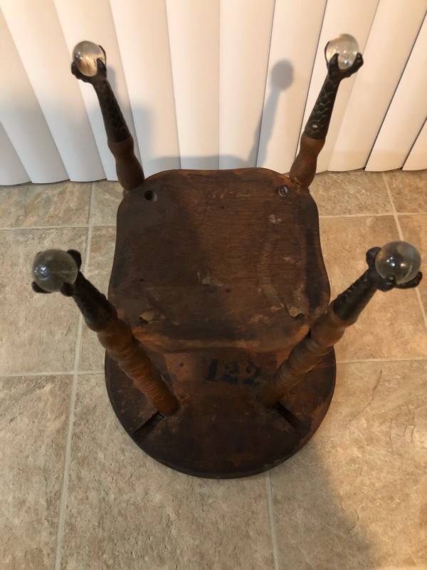 antique side Round table claw feet minor ware 19x15x15 gallery
