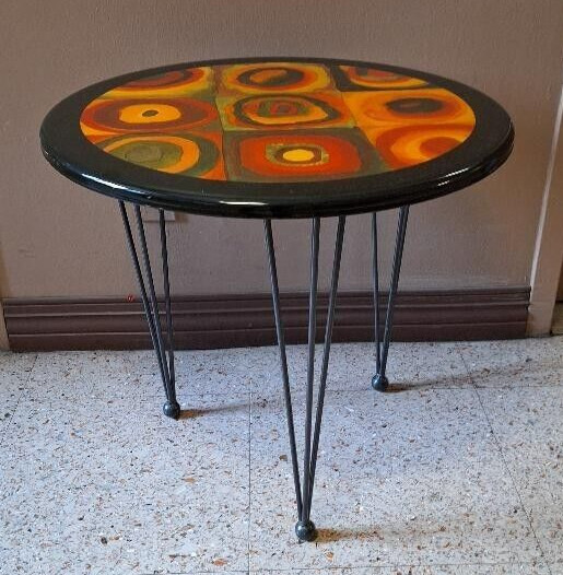Wassily Kandinsky "Squares with Concentric Circles" Vintage Side Table C. 1980 gallery