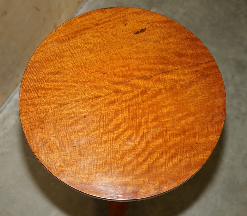 Antique Restored William IV 1830 Walnut Occasional Side End Wine Lamp Table gallery