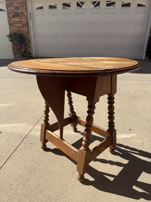 Maddox Colonial Reproduction Vintage Solid Wood Drop Leaf Side Table End Table gallery