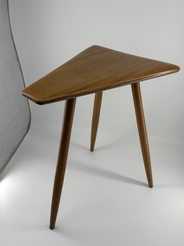 Mid-Century Modernist Triangular Side Table with Tapered Supports signed Cushman