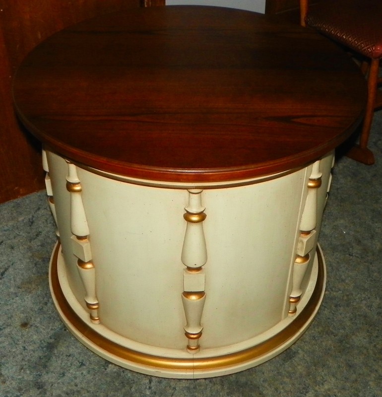Round Mid Century Cherry End Table / Side Table by Drexel (RP-ET375) gallery