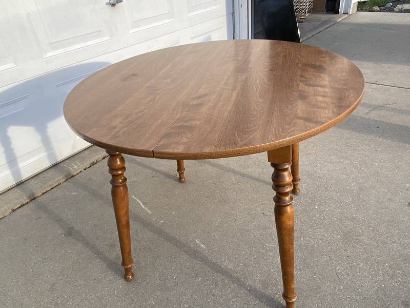Ethan Allen Heirloom Maple Nutmeg 36” Round Extension Formica Top Dining Table gallery