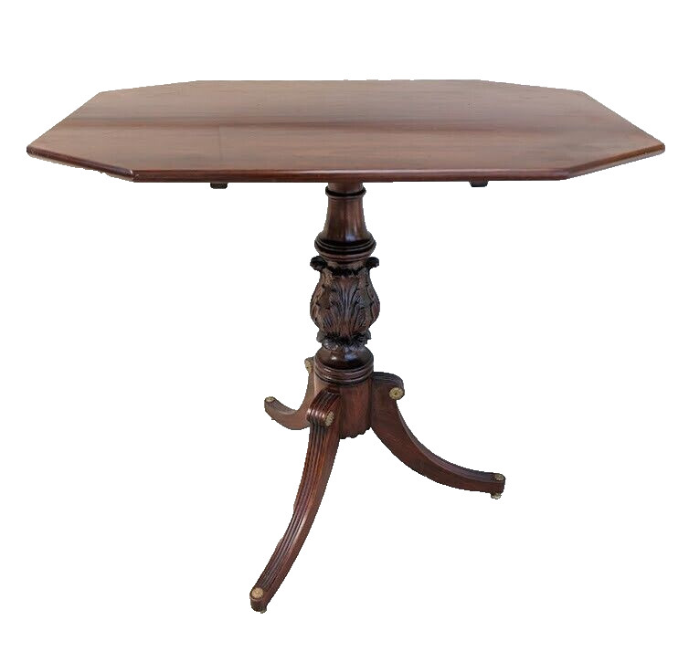 Antique IRVING & CASSON – A H DAVENPORT FEDERAL STYLE TILT TOP TABLE Bench Made