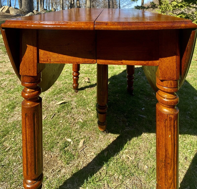Antique drop leaf table — LOCAL PICKUP ONLY gallery