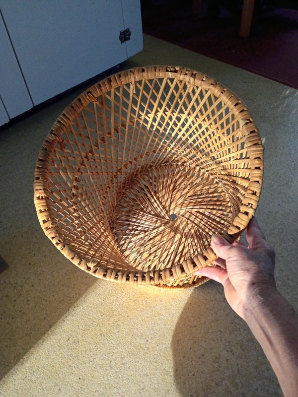 Vintage Boho Chic Round Wicker Rattan Table Plant Stand Stool 12.5"× 14.25" gallery