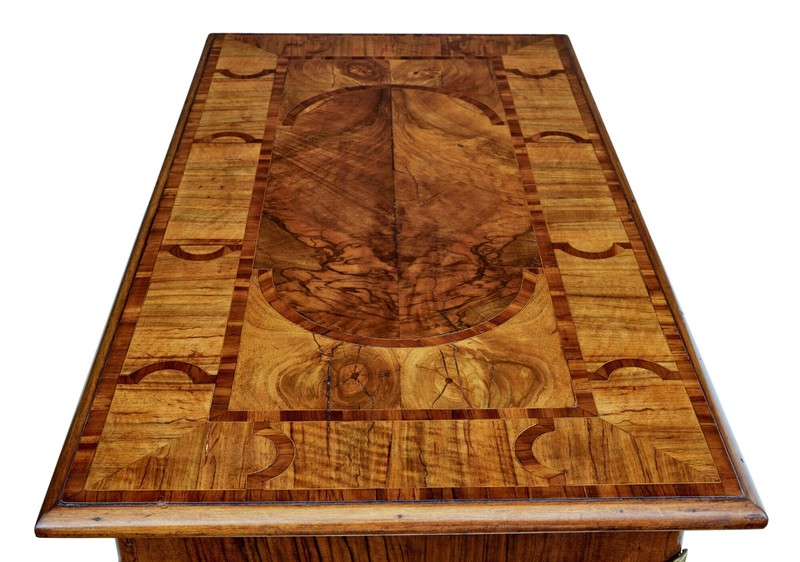 19TH CENTURY ROCOCO REVIVAL WALNUT AND ORMOLU INLAID TABLE gallery