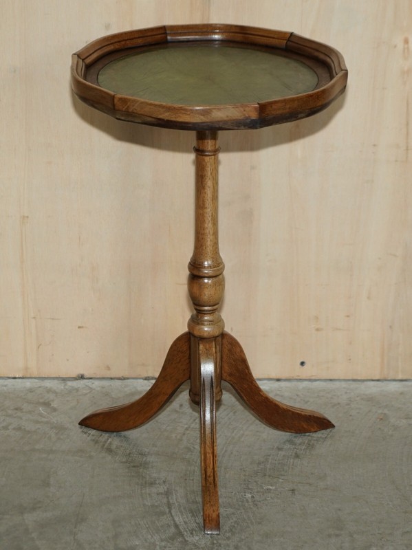 PAIR OF BEVAN FUNNELL ENGLAND GREEN LEATHER VINTAGE TRIPOD LAMP SIDE END TABLES gallery