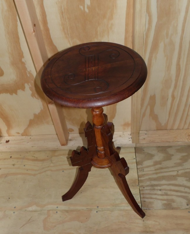 Antique Walnut Victorian Eastlake Occasional Table Gothic Plant Stand Bust Stand gallery