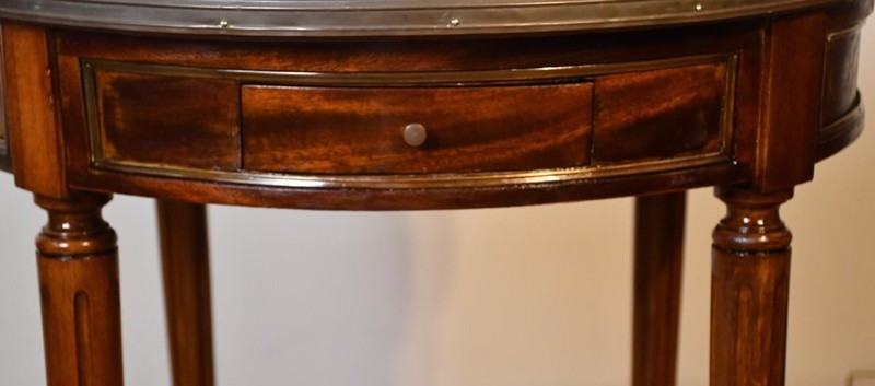 1910s Antique French Louis XVI Mahogany & Marble top Round Center / side Table gallery