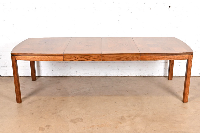 Thomasville Mid-Century Modern Extension Dining Table, Newly Refinished gallery