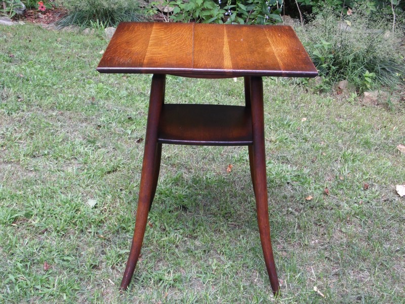 Antique Early 1900’s Solid Oak Bentwood Center Table