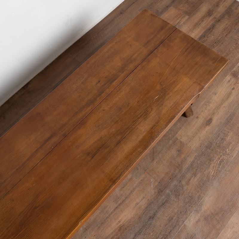 Early 20th-Century Hungarian Walnut Coffee Table with Peg Legs gallery