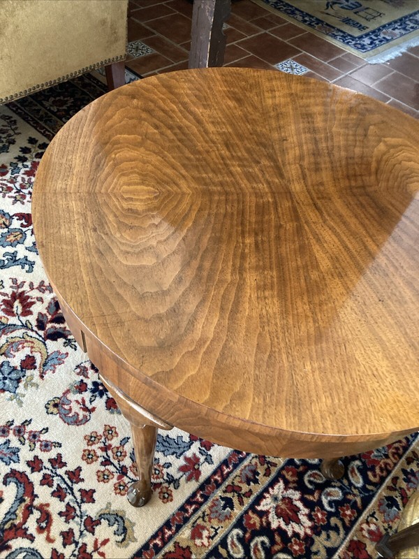 Baker Furniture Queen Anne Walnut Side Table End Table Round W/ Drawer gallery