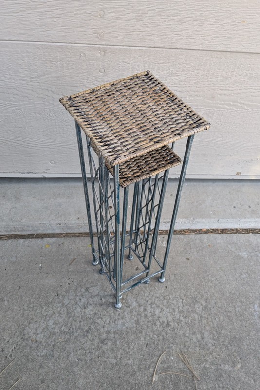 Vintage Set 2x Rustic Shabby Chic Wrought Iron Wicker Rattan Plant Stand Tables gallery