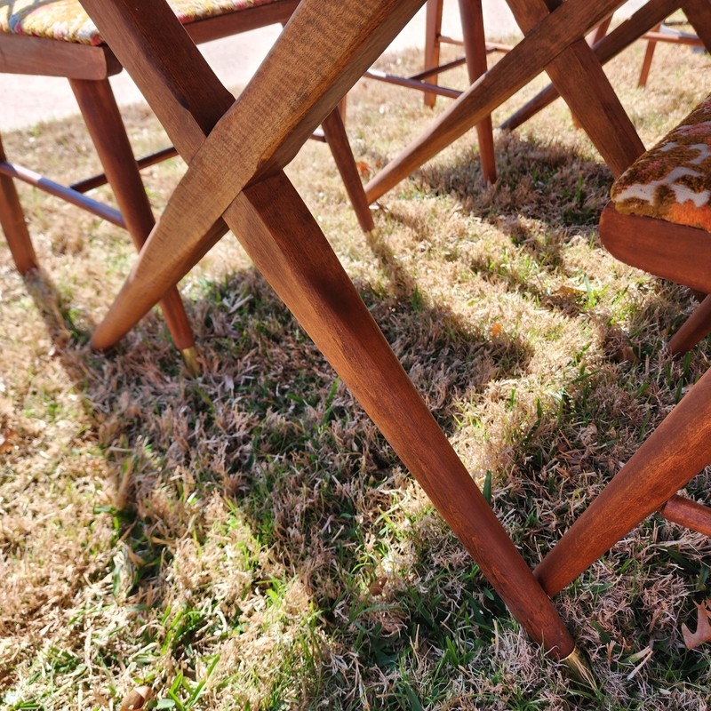 MCM Craddock Refinished Walnut Scissor Leg Table and 6 Chairs gallery