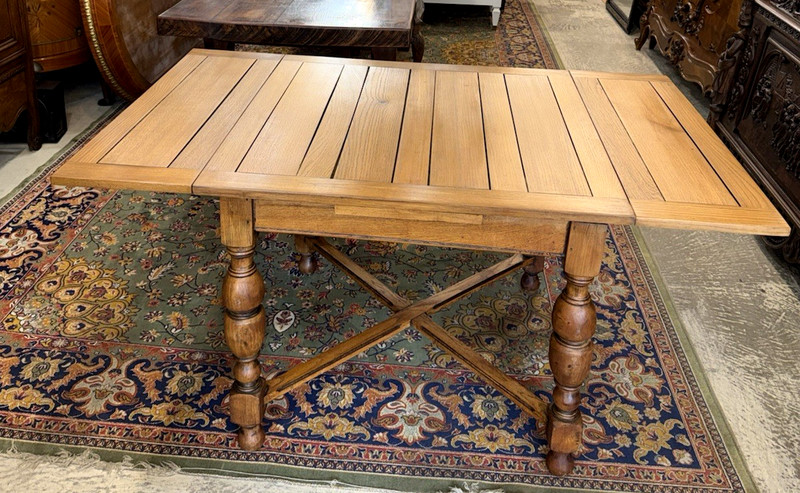 English Antique Oak Draw Leaf Table / Kitchen Table gallery
