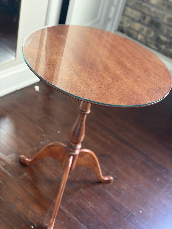 Antique Colonial-style cherry wood side table with original hardware & glass top gallery
